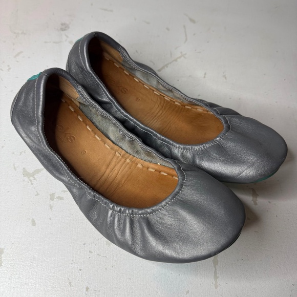 TIEKS Pewter Gray Silver Slip On Foldable Ballet Flats - Picture 1 of 8